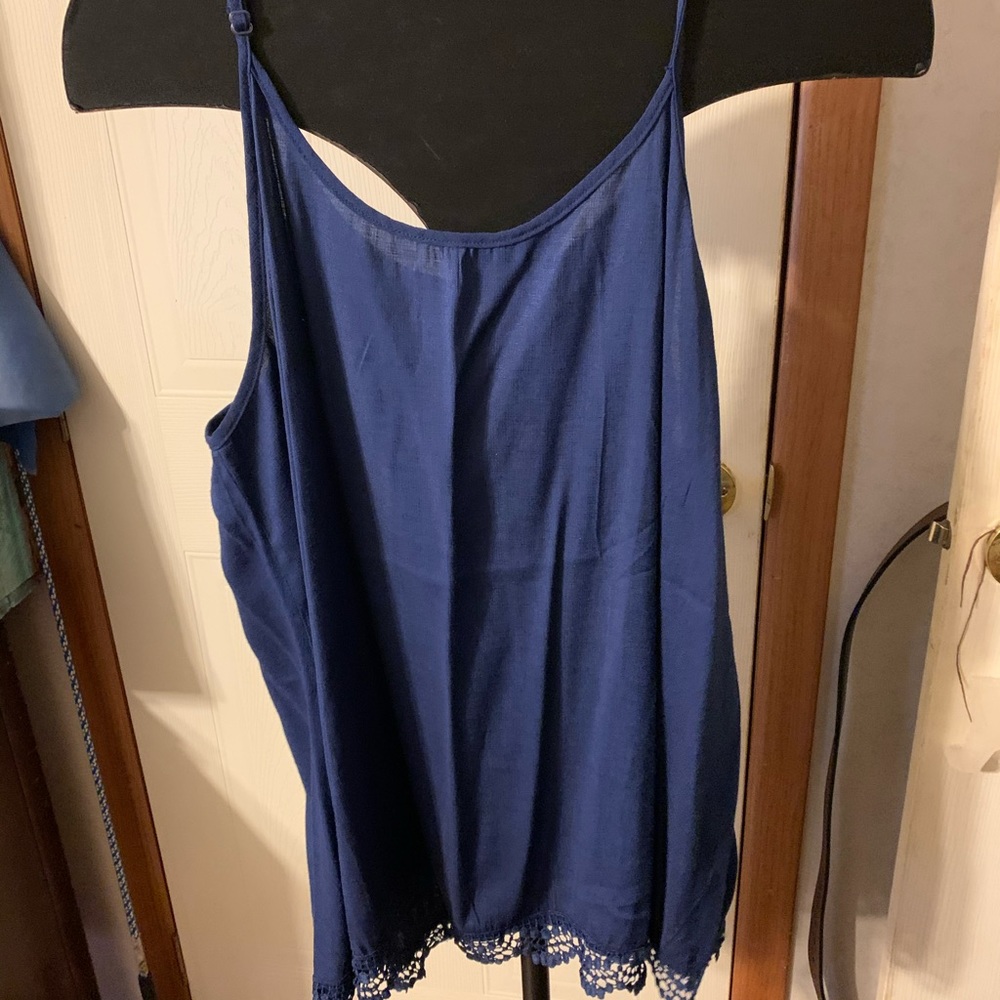 Women’s tank top